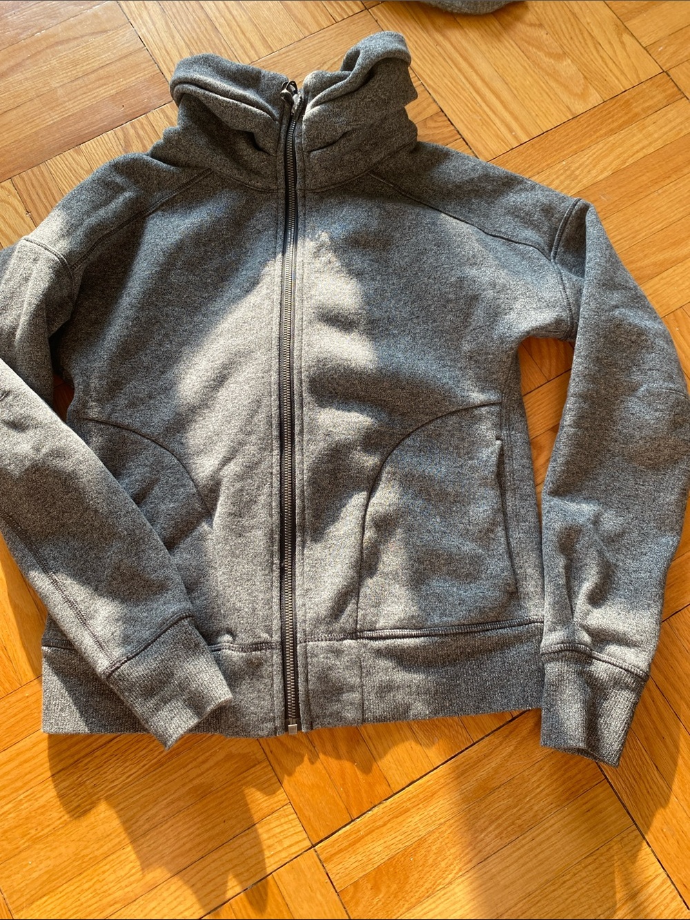 lululemon athletica women’s grey zip up